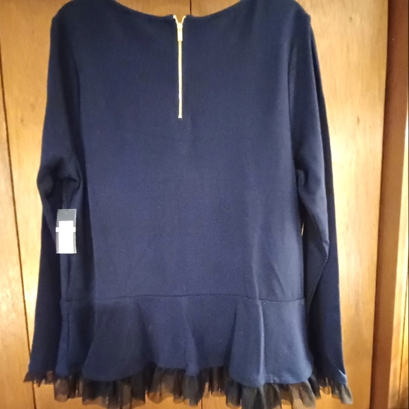 ❤️ Crown & Ivy Top 1X NWT ❤️ - Picture 5 of 9